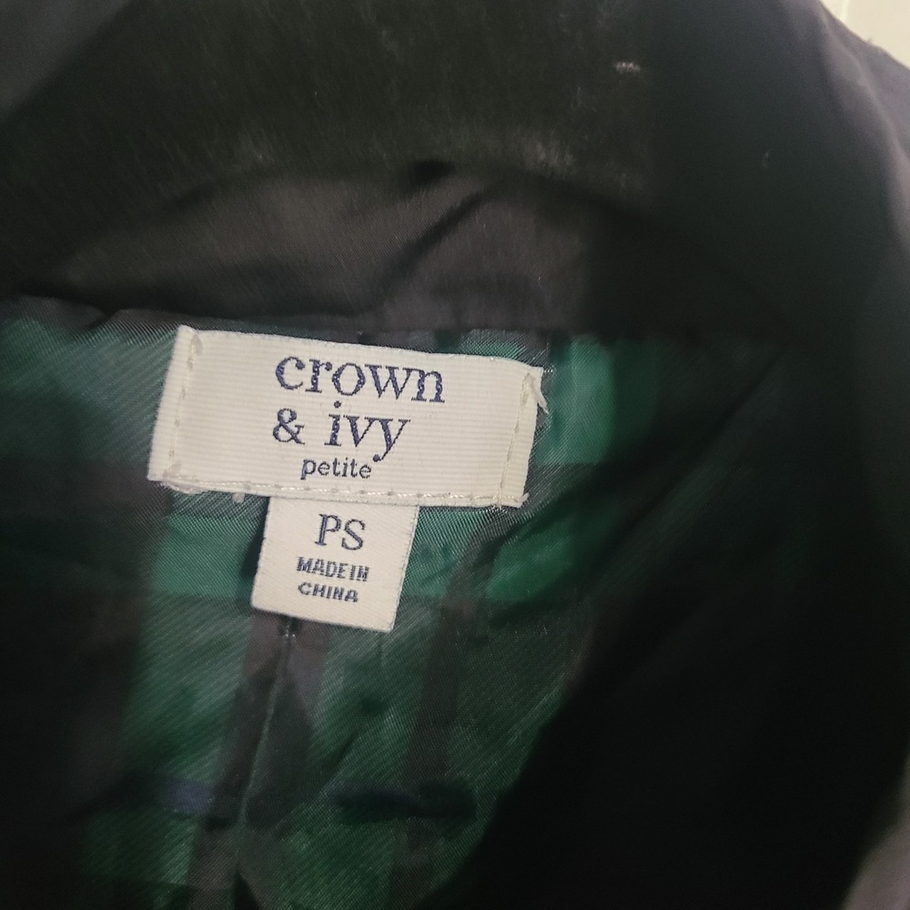 Crown and Ivy Black‎ Barn Jacket Size PS Plaid Lined With Gold Buttons Preppy - Picture 3 of 6